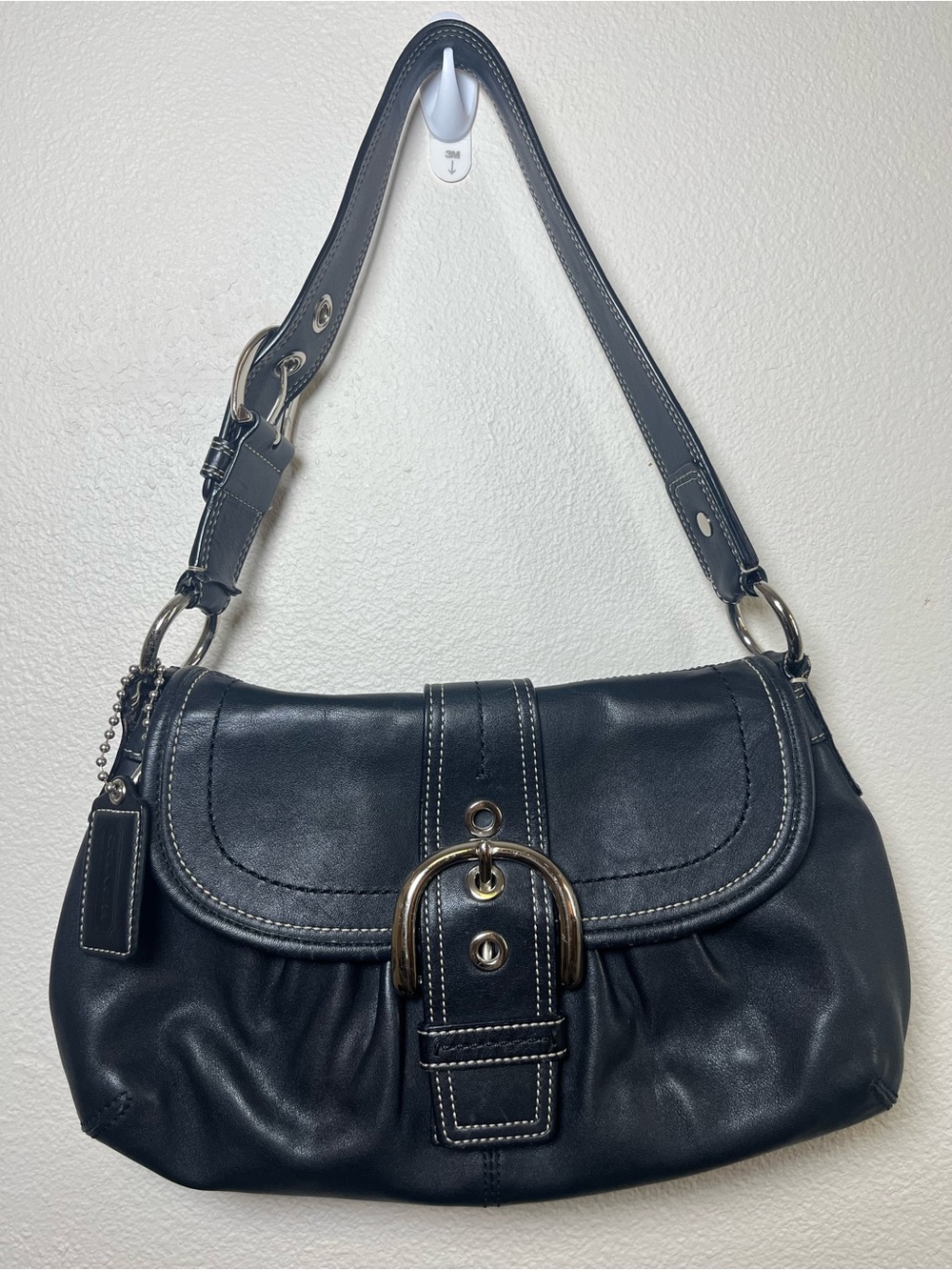 Vintage Coach SoHo Black Leather Shoulder Bag with Y2K Buckle Detail